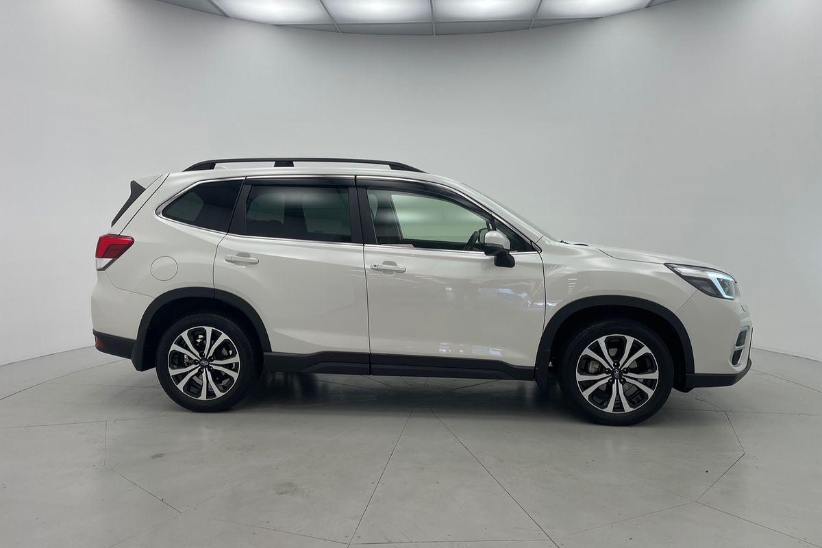 2020 Subaru Forester 2.5i Premium S5