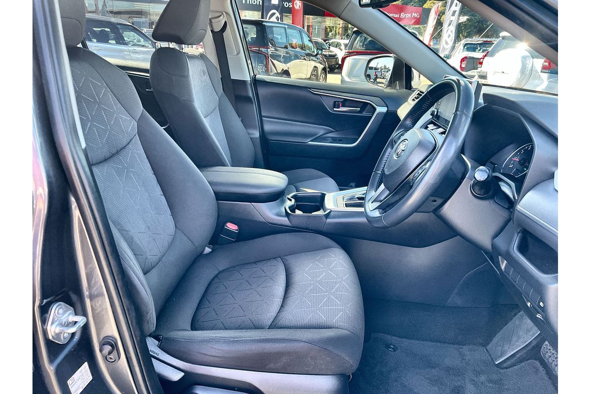 2021 Toyota RAV4 GXL MXAA52R