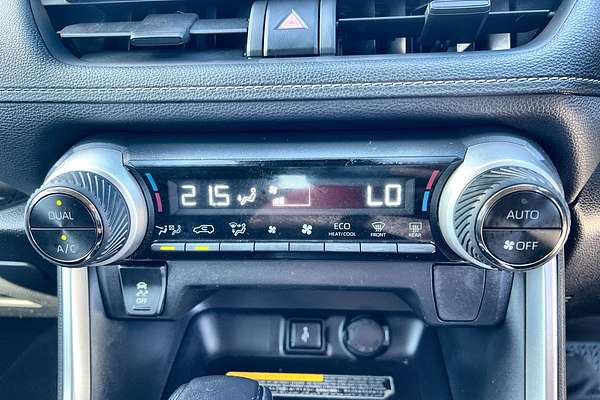 2021 Toyota RAV4 GXL MXAA52R