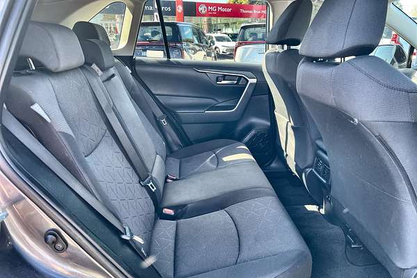 2021 Toyota RAV4 GXL MXAA52R