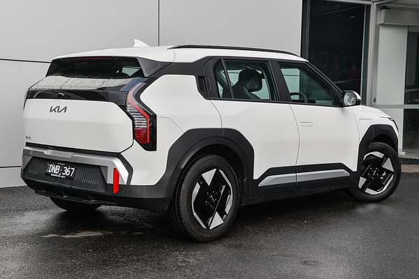 2025 Kia EV3 AUTO