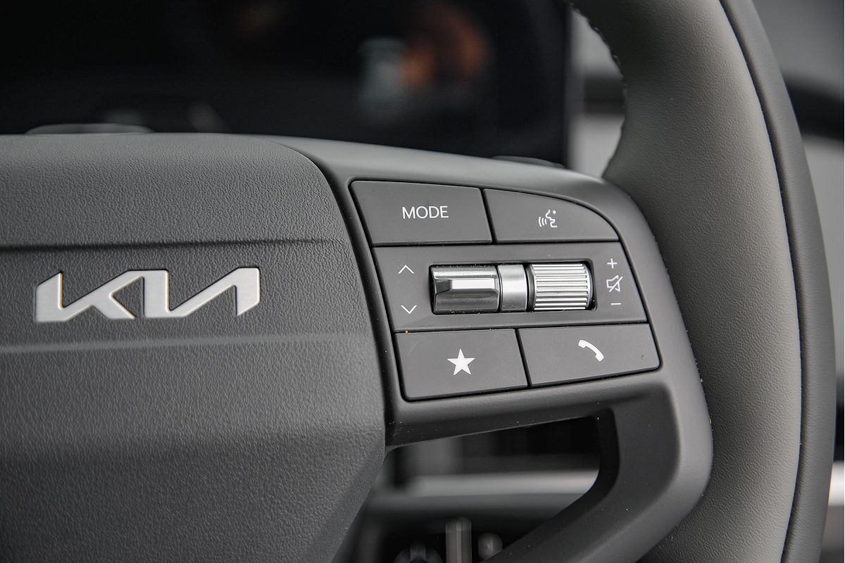 2025 Kia EV3 AUTO
