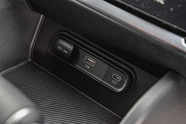 2025 Kia Sportage SX+ NQ5