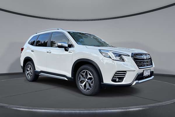 2023 Subaru Forester Hybrid L S5
