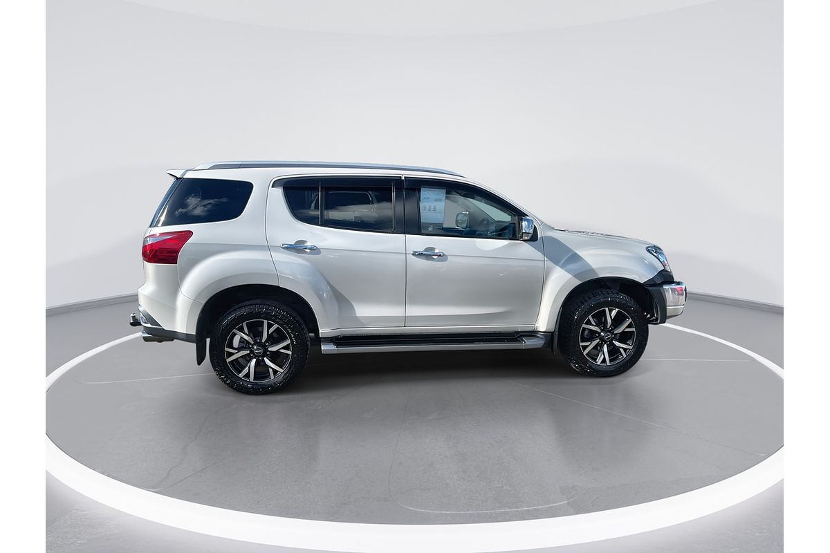 2019 Isuzu MU-X LS-T