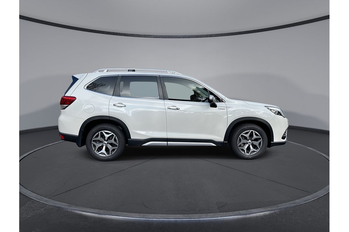 2023 Subaru Forester Hybrid L S5