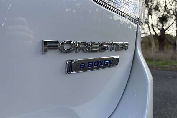 2023 Subaru Forester Hybrid L S5