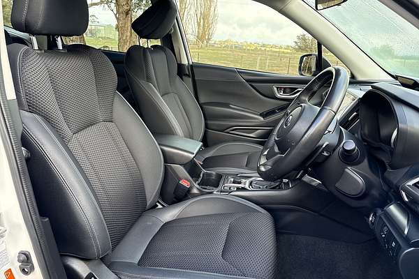 2023 Subaru Forester Hybrid L S5