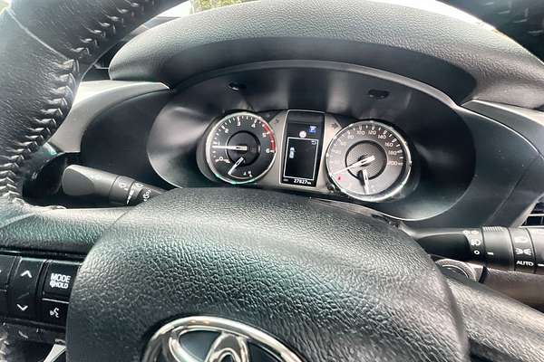 2023 Toyota Hilux SR5 GUN126R 4X4
