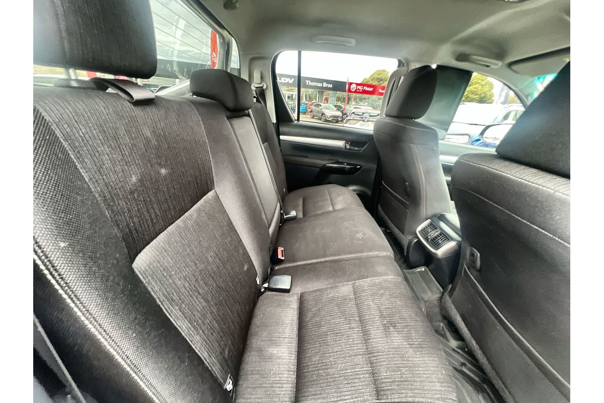 2023 Toyota Hilux SR5 GUN126R 4X4
