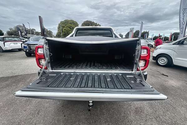 2023 Toyota Hilux SR5 GUN126R 4X4