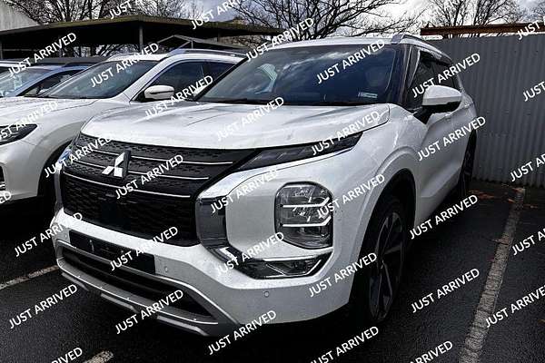 2023 Mitsubishi Outlander Aspire ZM