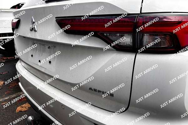 2023 Mitsubishi Outlander Aspire ZM
