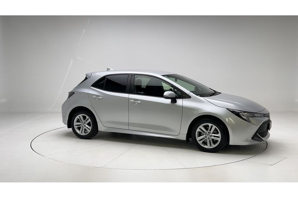 2020 Toyota Corolla SX MZEA12R