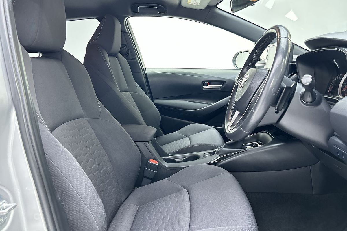 2020 Toyota Corolla SX MZEA12R