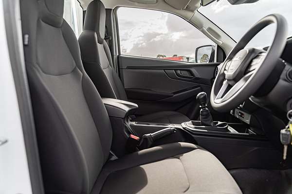 2024 Isuzu D-MAX SX High Ride Rear Wheel Drive