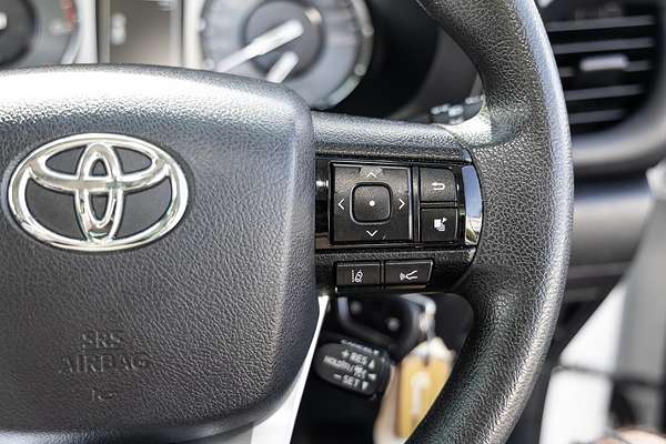 2022 Toyota Hilux SR GUN126R 4X4