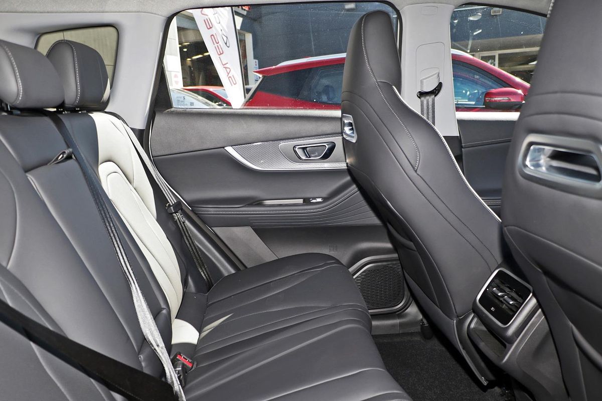 2025 Chery Tiggo 7 Super Hybrid Urban T32