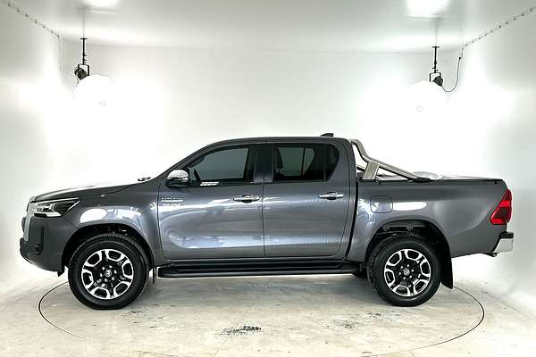 2022 Toyota Hilux SR5 GUN126R 4X4