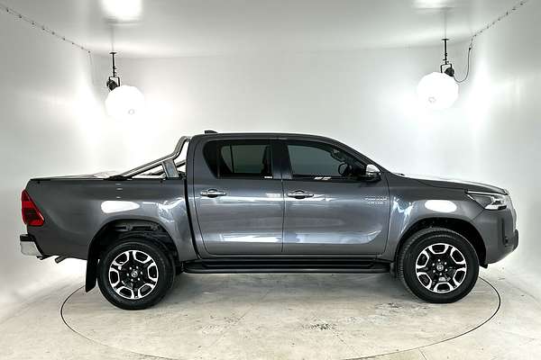 2022 Toyota Hilux SR5 GUN126R 4X4