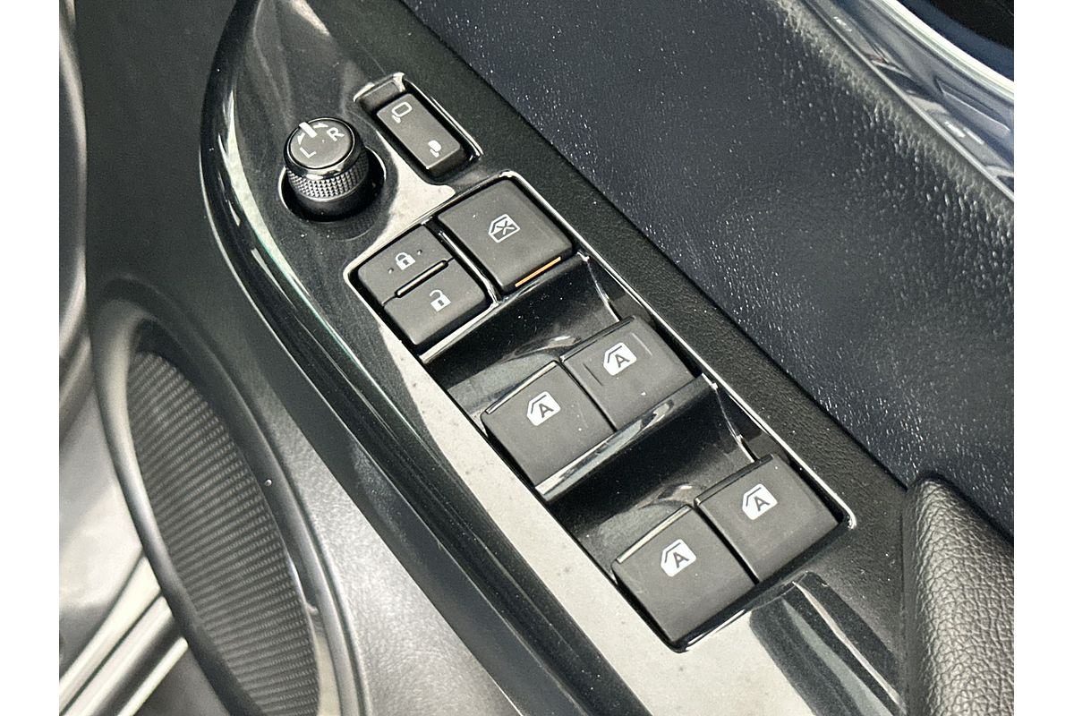 2022 Toyota Hilux SR5 GUN126R 4X4