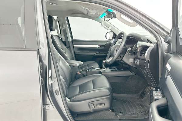 2022 Toyota Hilux SR5 GUN126R 4X4