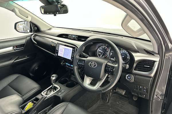 2022 Toyota Hilux SR5 GUN126R 4X4