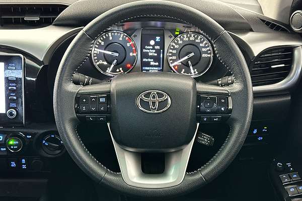 2022 Toyota Hilux SR5 GUN126R 4X4