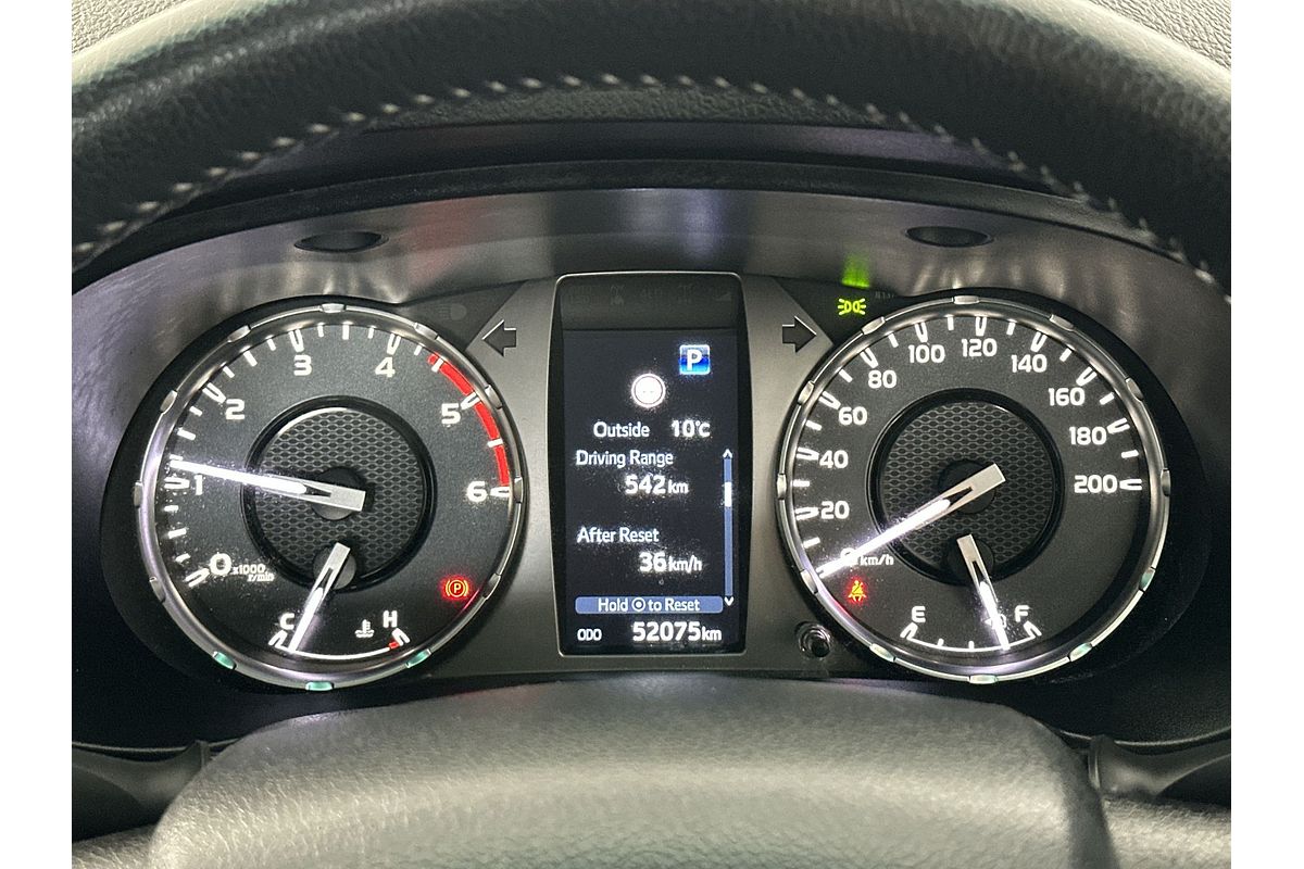 2022 Toyota Hilux SR5 GUN126R 4X4