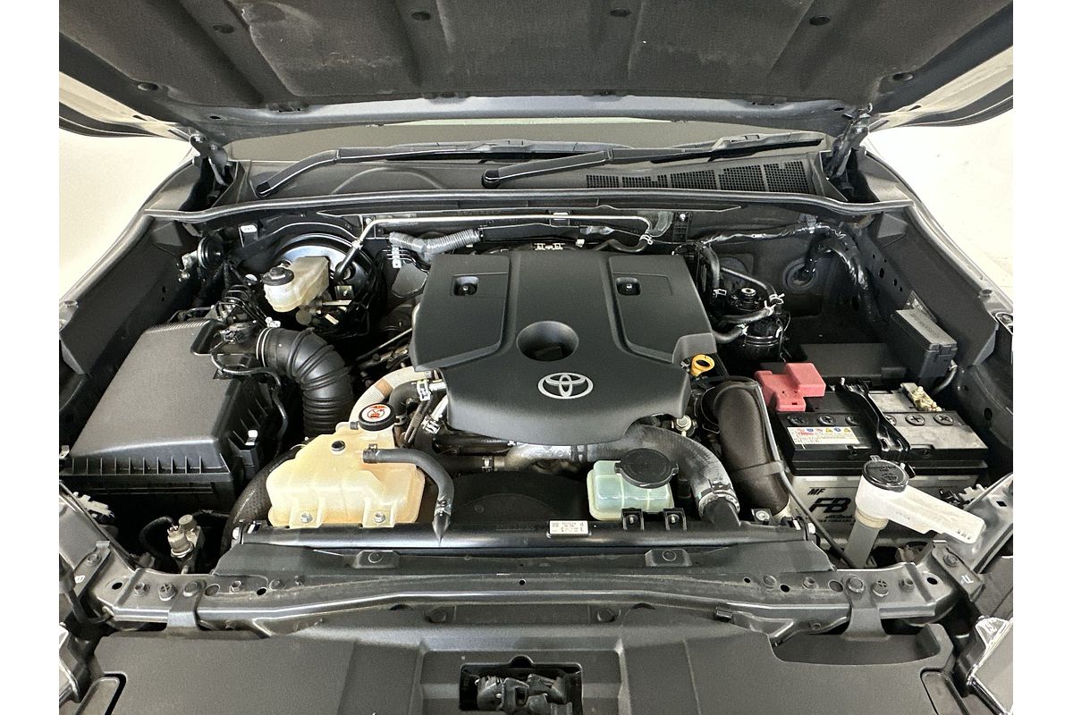 2022 Toyota Hilux SR5 GUN126R 4X4