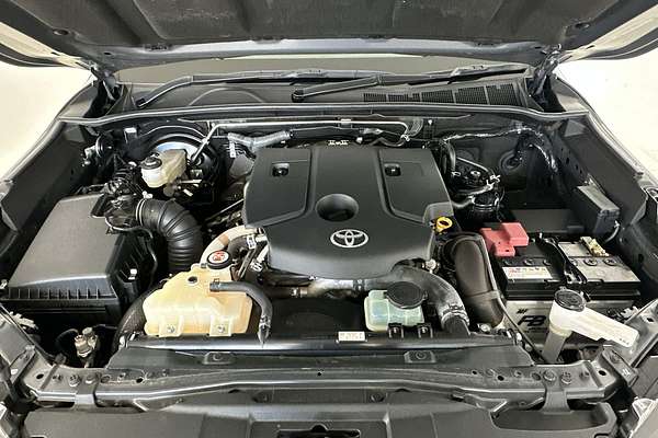 2022 Toyota Hilux SR5 GUN126R 4X4