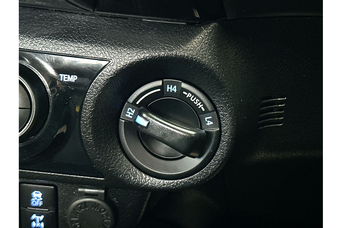 2022 Toyota Hilux SR5 GUN126R 4X4