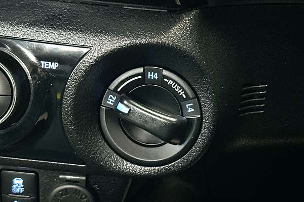2022 Toyota Hilux SR5 GUN126R 4X4