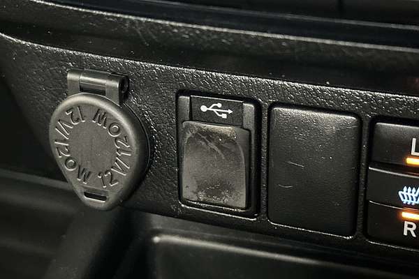 2022 Toyota Hilux SR5 GUN126R 4X4