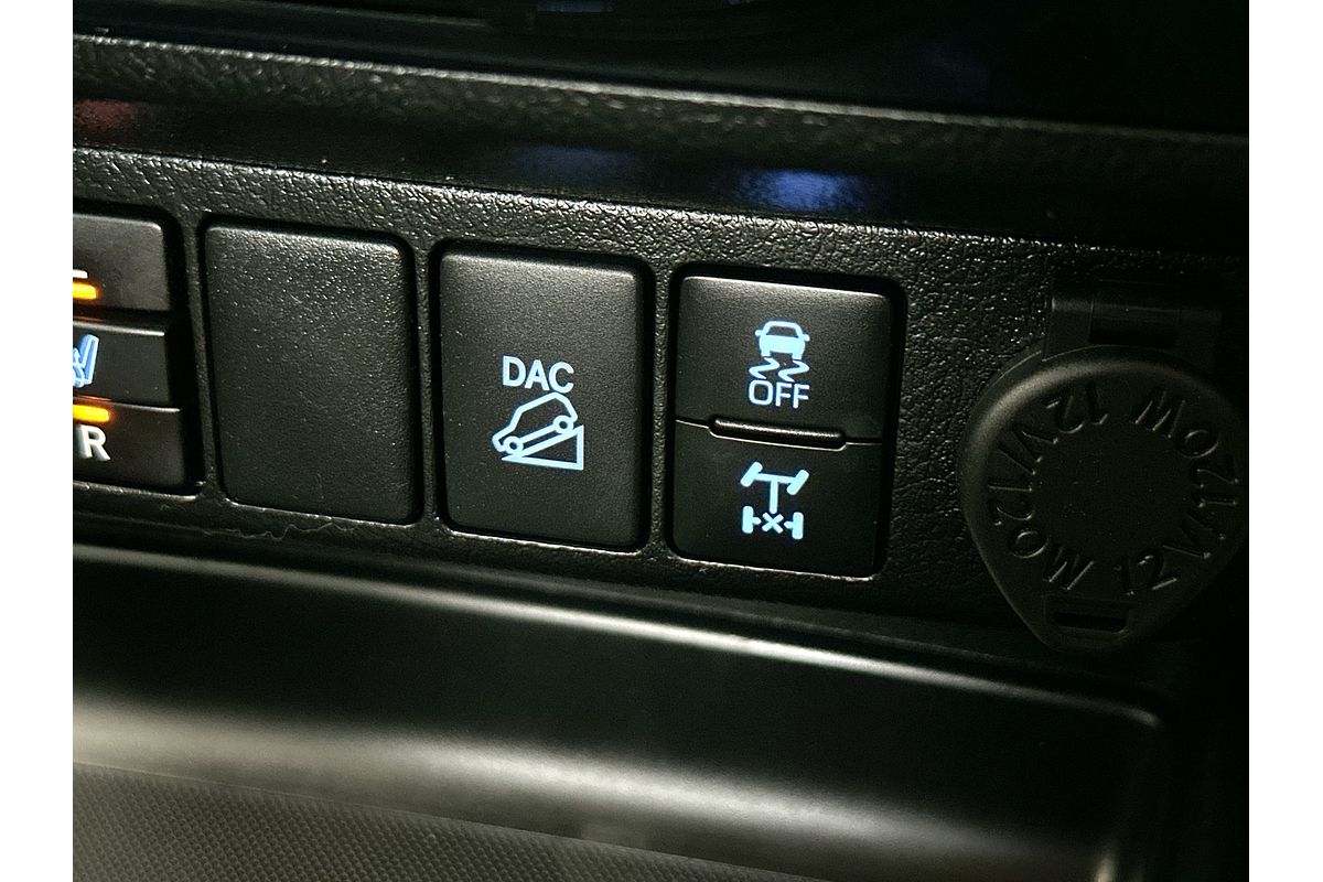 2022 Toyota Hilux SR5 GUN126R 4X4