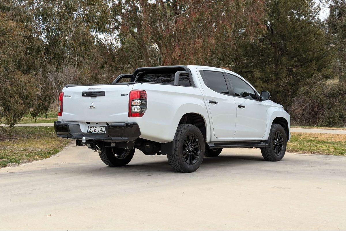 2022 Mitsubishi Triton GSR MR 4X4