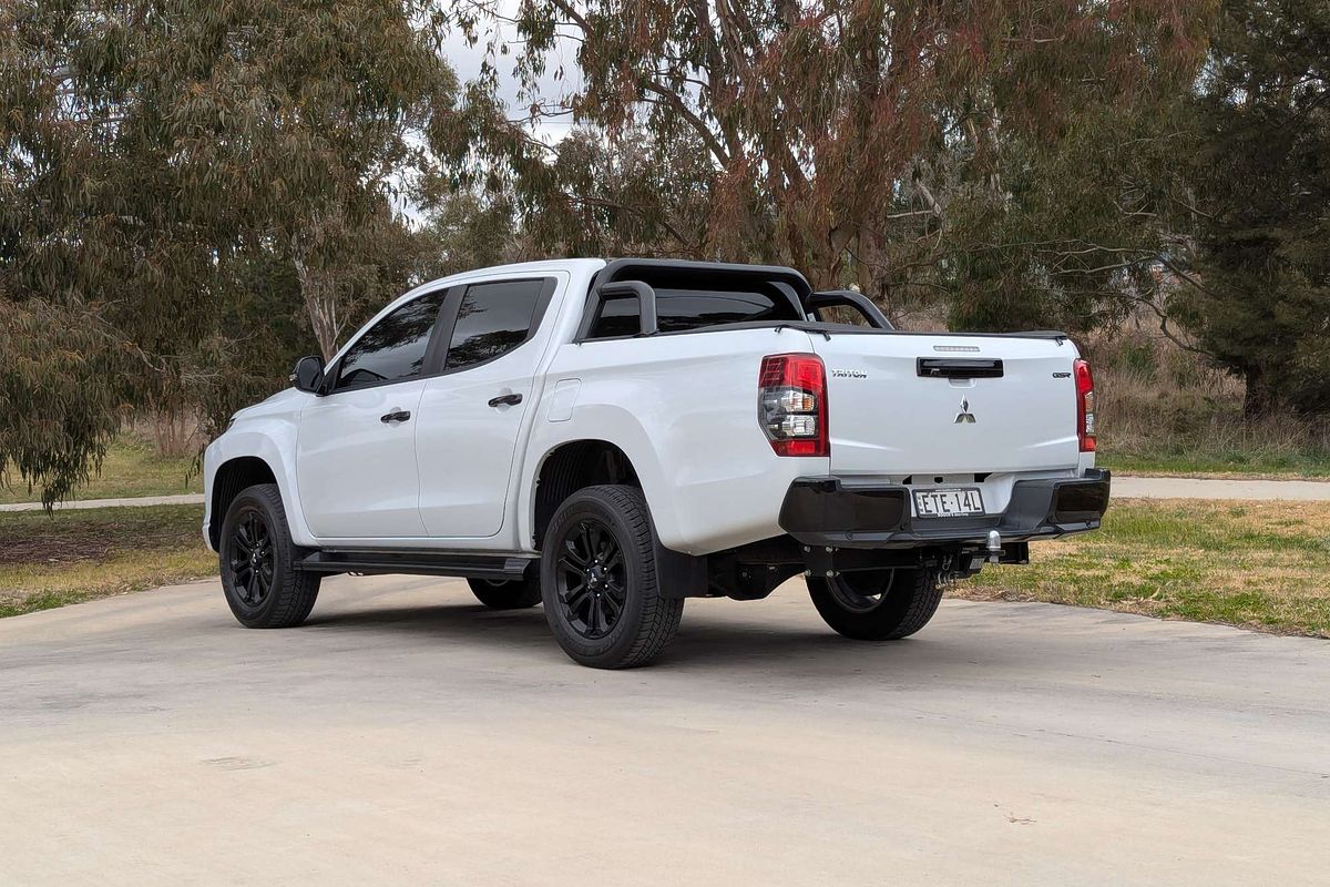 2022 Mitsubishi Triton GSR MR 4X4