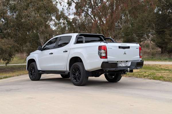 2022 Mitsubishi Triton GSR MR 4X4