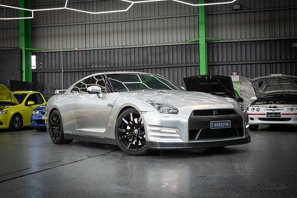 2013 Nissan GT-R Premium R35