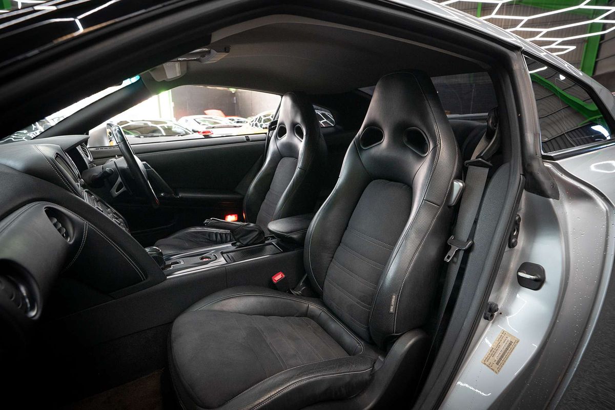 2013 Nissan GT-R Premium R35