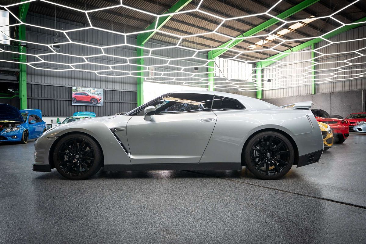2013 Nissan GT-R Premium R35
