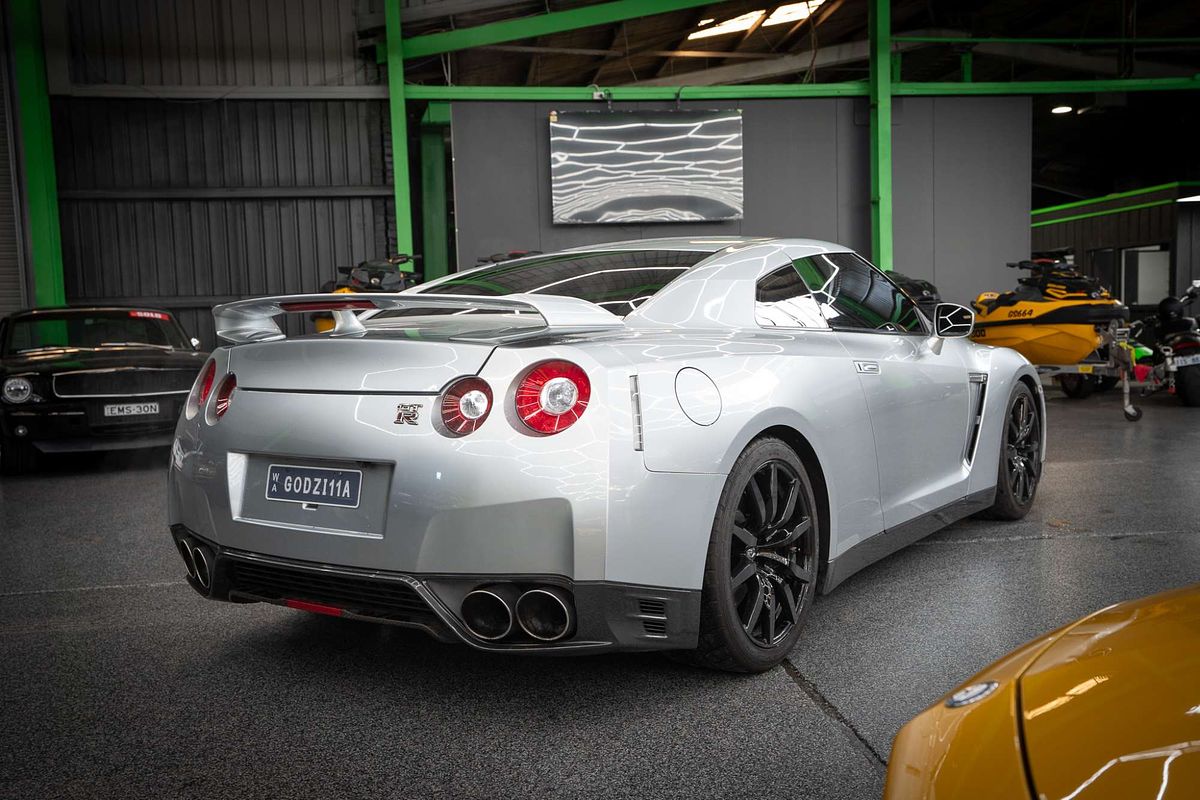2013 Nissan GT-R Premium R35