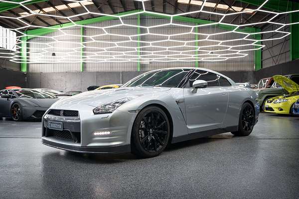 2013 Nissan GT-R Premium R35