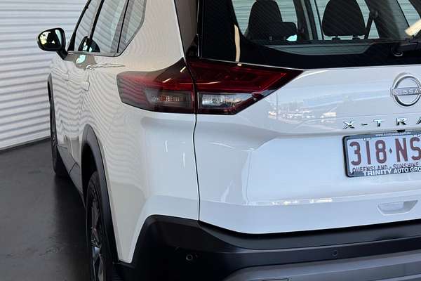 2023 Nissan X-TRAIL ST T33