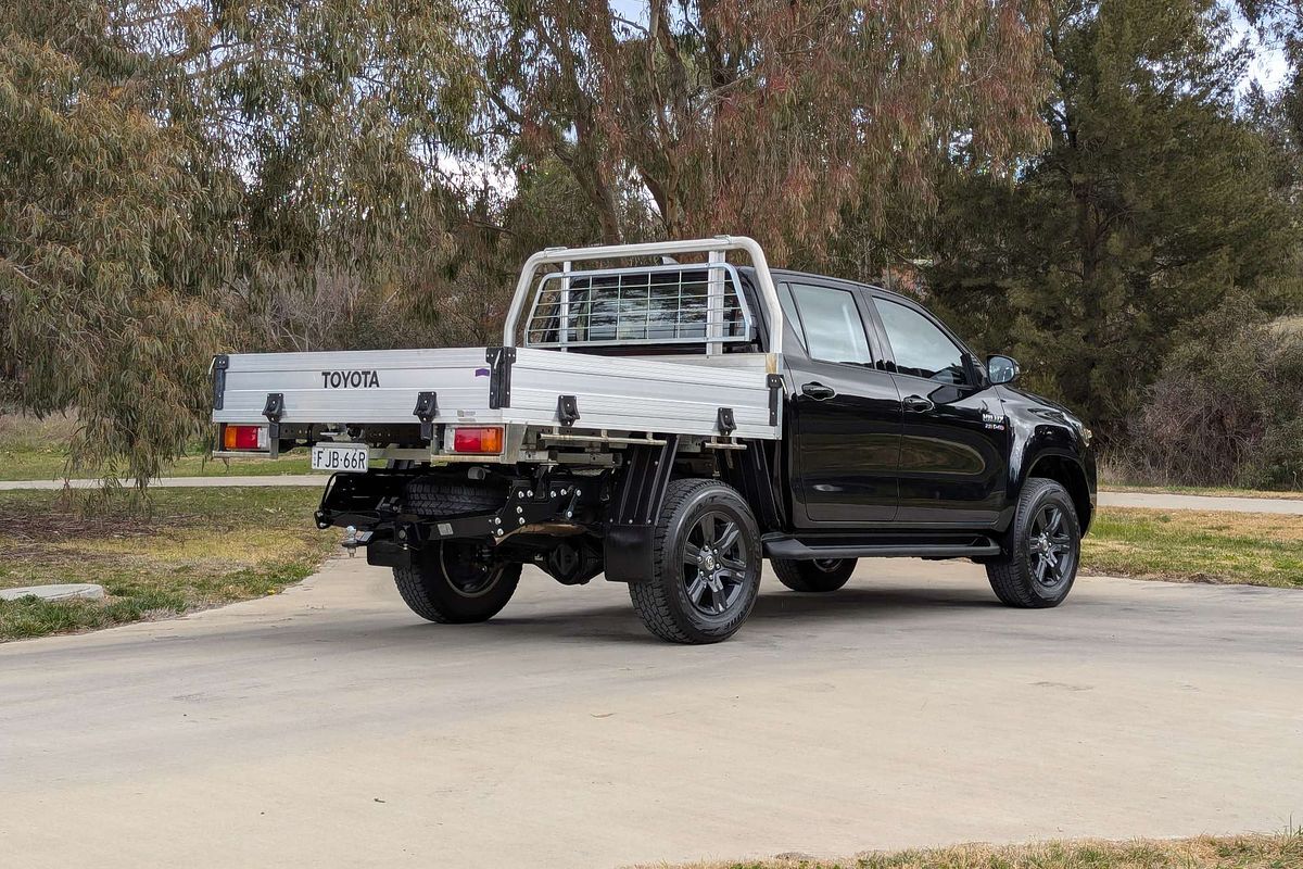 2024 Toyota Hilux SR GUN126R 4X4