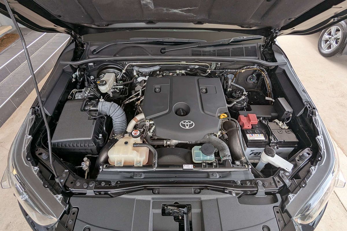 2024 Toyota Hilux SR GUN126R 4X4
