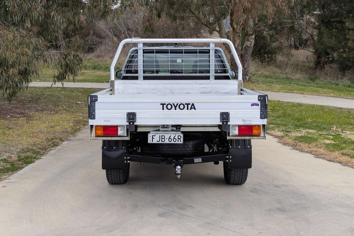 2024 Toyota Hilux SR GUN126R 4X4