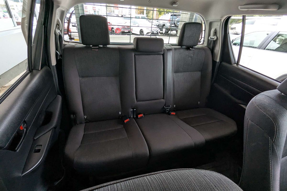 2024 Toyota Hilux SR GUN126R 4X4