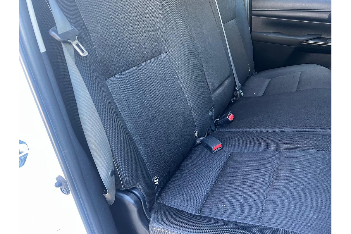 2020 Toyota Hilux SR GUN126R 4X4