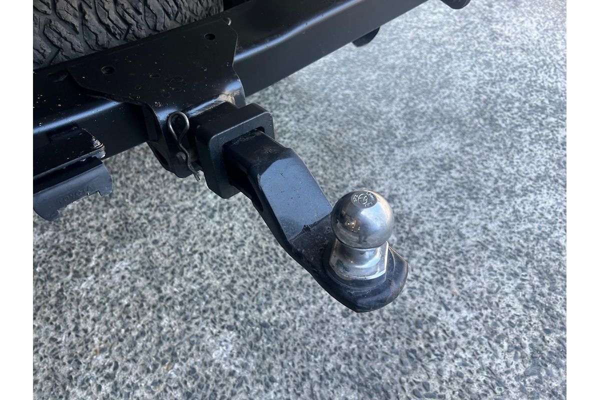 2020 Toyota Hilux SR GUN126R 4X4